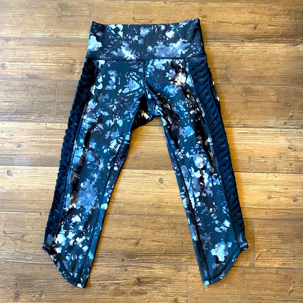 Lululemon tie dye cropped leggings